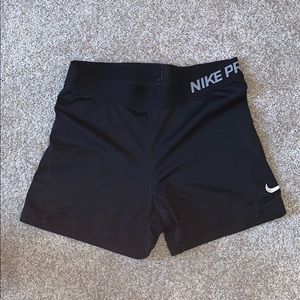Black Nike Pros